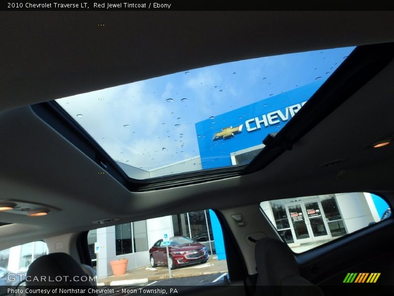 Red Jewel Tintcoat / Ebony 2010 Chevrolet Traverse LT