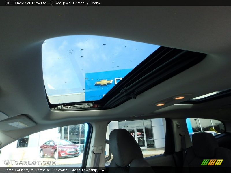Red Jewel Tintcoat / Ebony 2010 Chevrolet Traverse LT