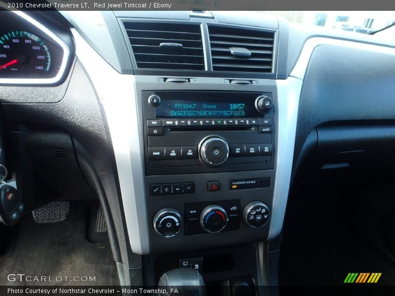 Red Jewel Tintcoat / Ebony 2010 Chevrolet Traverse LT