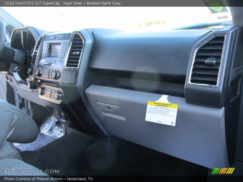 Ingot Silver / Medium Earth Gray 2016 Ford F150 XLT SuperCab