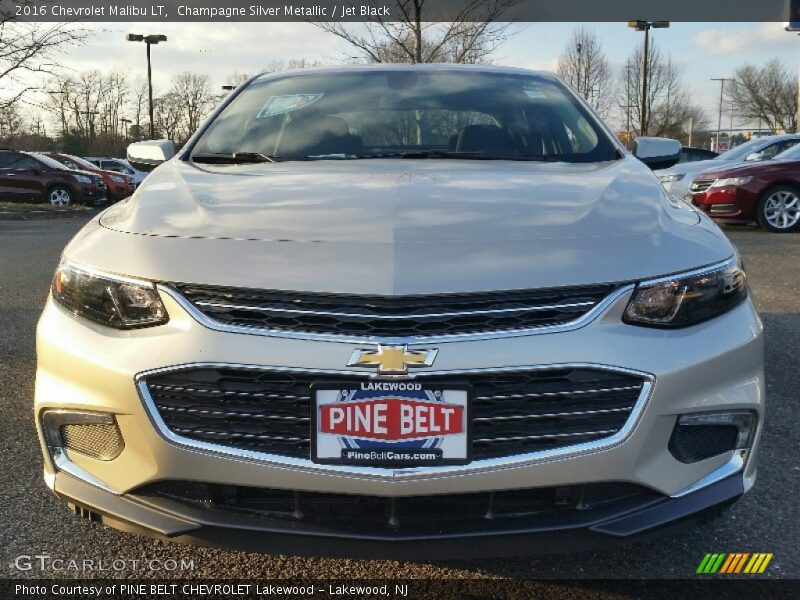 Champagne Silver Metallic / Jet Black 2016 Chevrolet Malibu LT