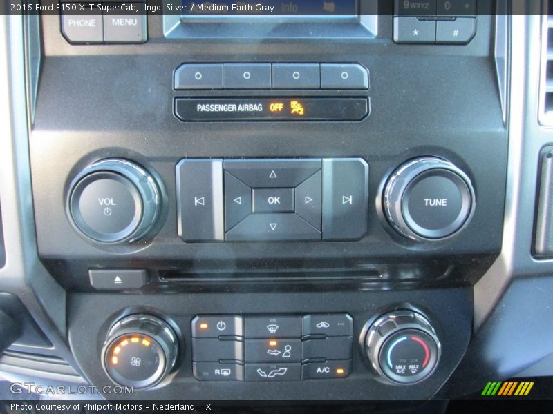 Ingot Silver / Medium Earth Gray 2016 Ford F150 XLT SuperCab