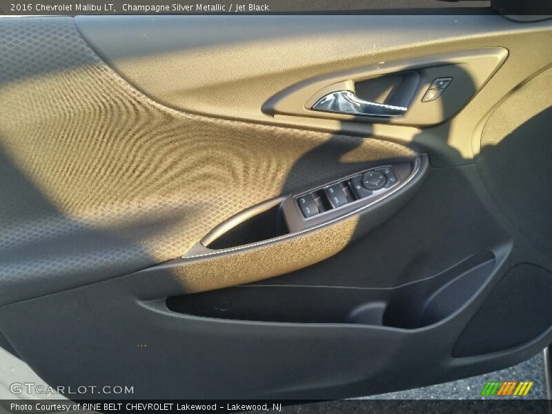 Champagne Silver Metallic / Jet Black 2016 Chevrolet Malibu LT