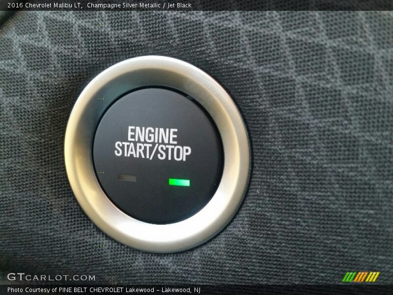 Champagne Silver Metallic / Jet Black 2016 Chevrolet Malibu LT