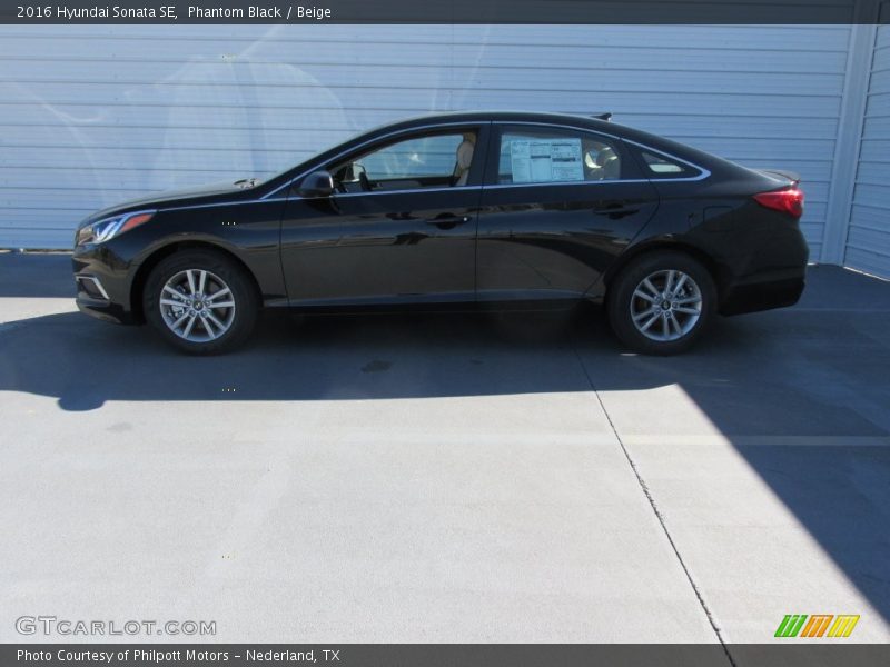 Phantom Black / Beige 2016 Hyundai Sonata SE