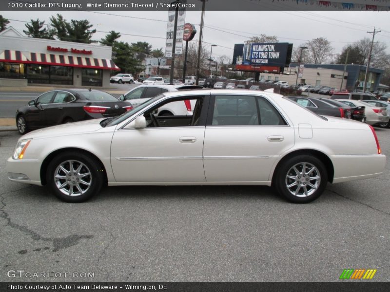 White Diamond Tri-coat / Shale/Cocoa 2010 Cadillac DTS Luxury