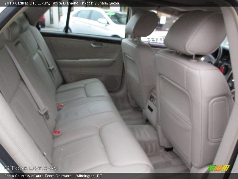 White Diamond Tri-coat / Shale/Cocoa 2010 Cadillac DTS Luxury