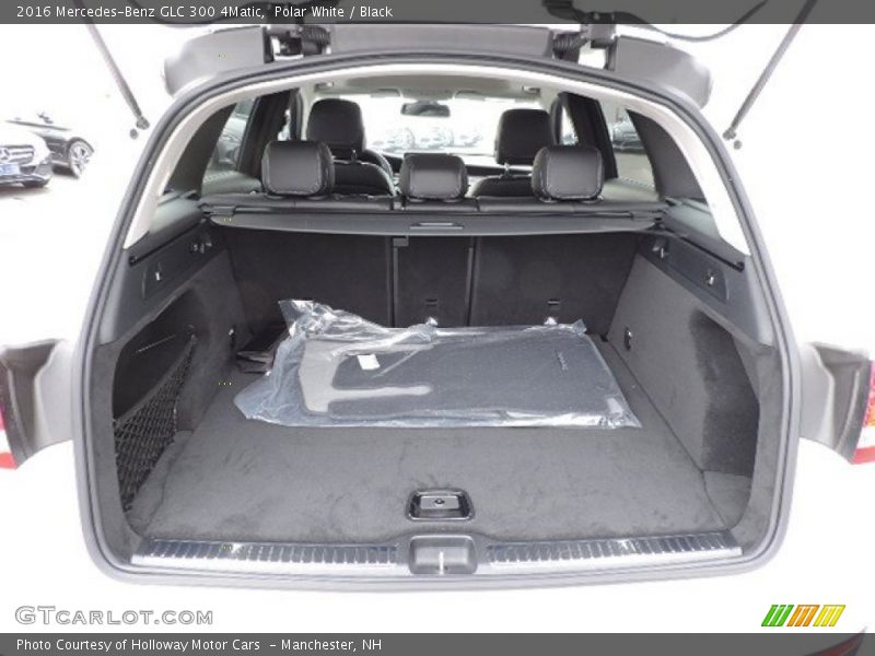 Polar White / Black 2016 Mercedes-Benz GLC 300 4Matic