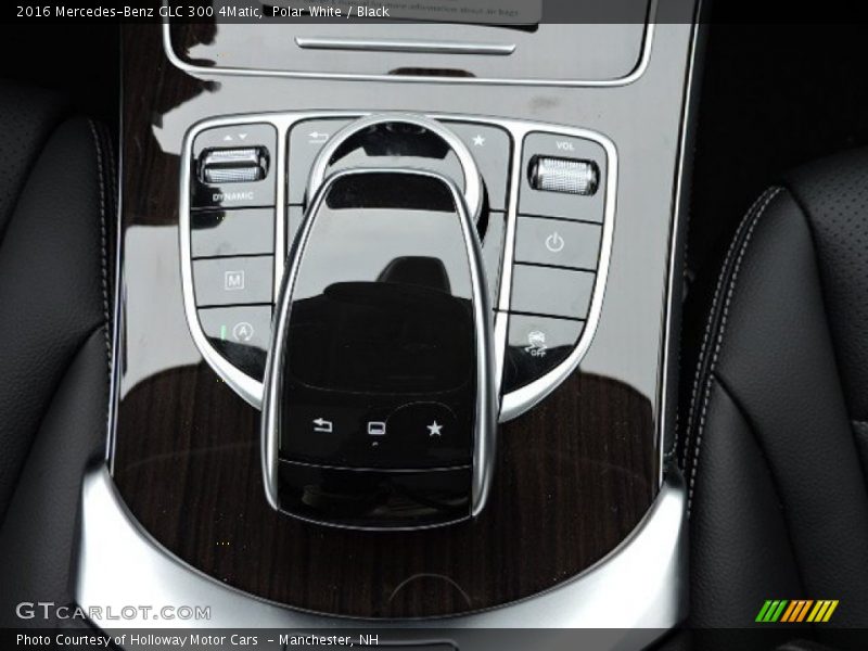 Polar White / Black 2016 Mercedes-Benz GLC 300 4Matic