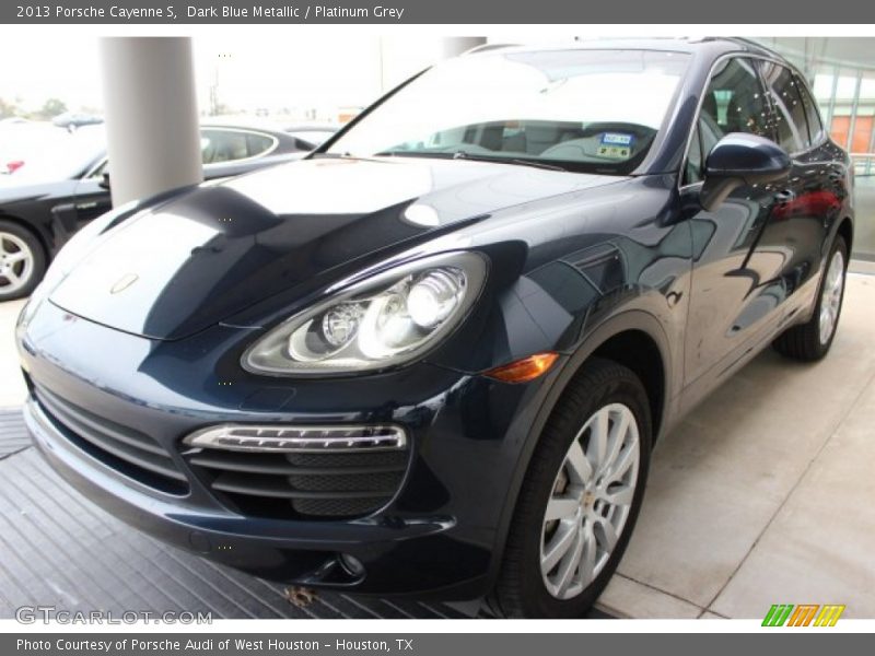 Dark Blue Metallic / Platinum Grey 2013 Porsche Cayenne S