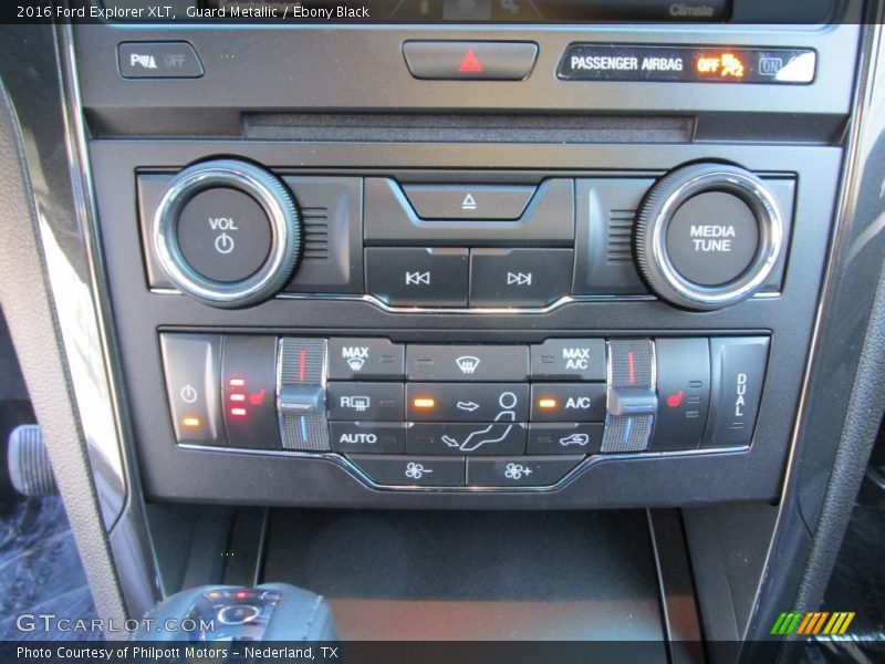 Guard Metallic / Ebony Black 2016 Ford Explorer XLT