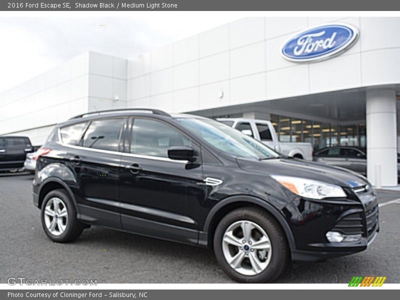 Shadow Black / Medium Light Stone 2016 Ford Escape SE