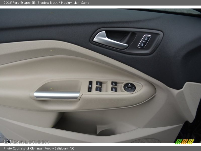 Shadow Black / Medium Light Stone 2016 Ford Escape SE