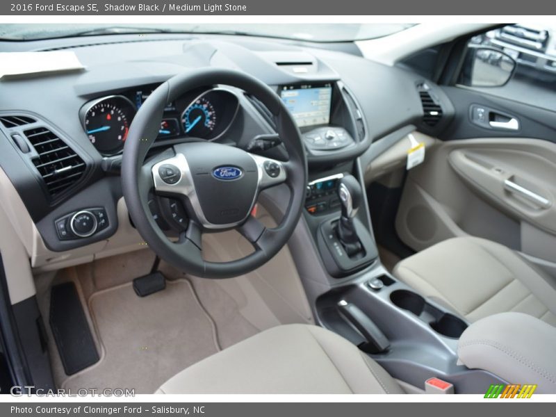 Shadow Black / Medium Light Stone 2016 Ford Escape SE