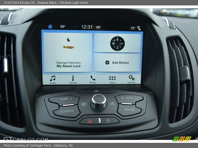 Shadow Black / Medium Light Stone 2016 Ford Escape SE