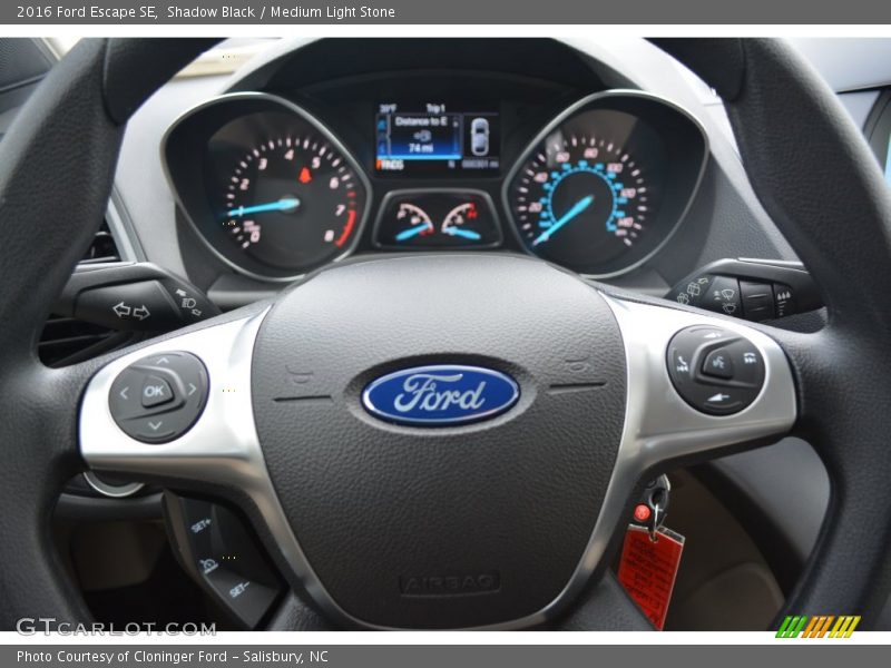 Shadow Black / Medium Light Stone 2016 Ford Escape SE