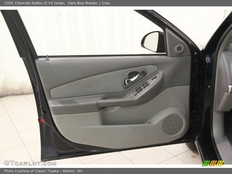 Dark Blue Metallic / Gray 2005 Chevrolet Malibu LS V6 Sedan