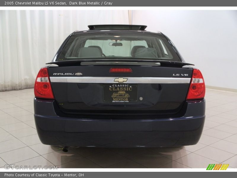 Dark Blue Metallic / Gray 2005 Chevrolet Malibu LS V6 Sedan