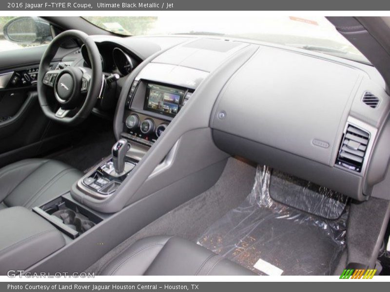 Ultimate Black Metallic / Jet 2016 Jaguar F-TYPE R Coupe