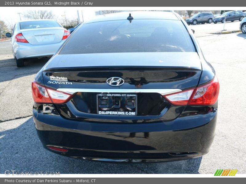 Midnight Black / Gray 2013 Hyundai Sonata GLS