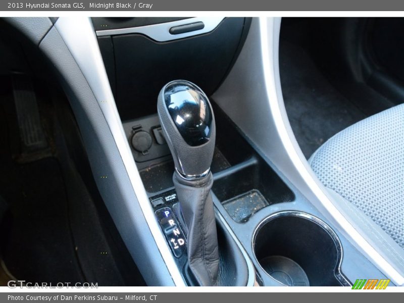 Midnight Black / Gray 2013 Hyundai Sonata GLS