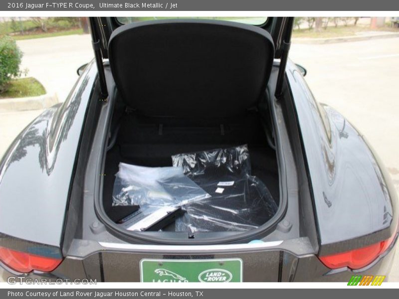 Ultimate Black Metallic / Jet 2016 Jaguar F-TYPE R Coupe