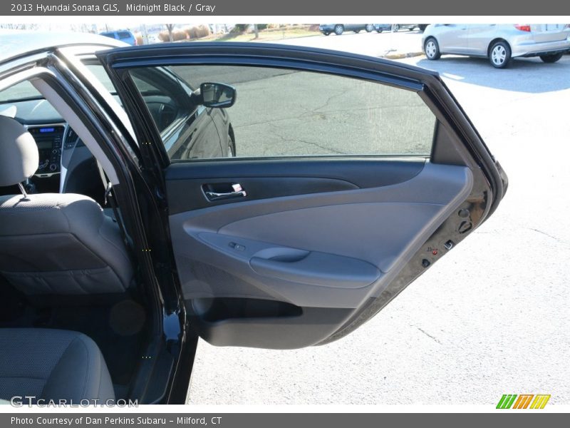 Midnight Black / Gray 2013 Hyundai Sonata GLS