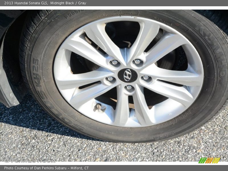 Midnight Black / Gray 2013 Hyundai Sonata GLS