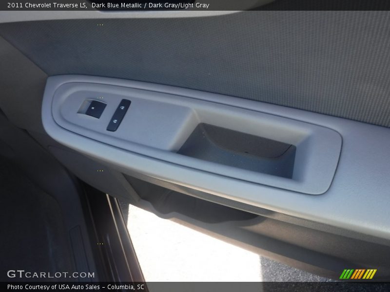 Dark Blue Metallic / Dark Gray/Light Gray 2011 Chevrolet Traverse LS