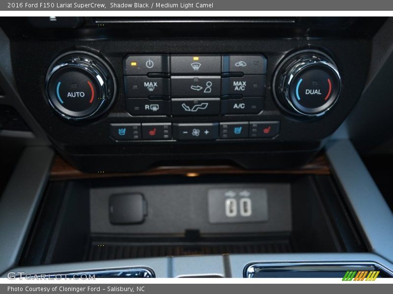 Shadow Black / Medium Light Camel 2016 Ford F150 Lariat SuperCrew