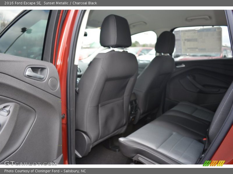 Sunset Metallic / Charcoal Black 2016 Ford Escape SE
