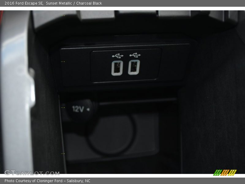 Sunset Metallic / Charcoal Black 2016 Ford Escape SE
