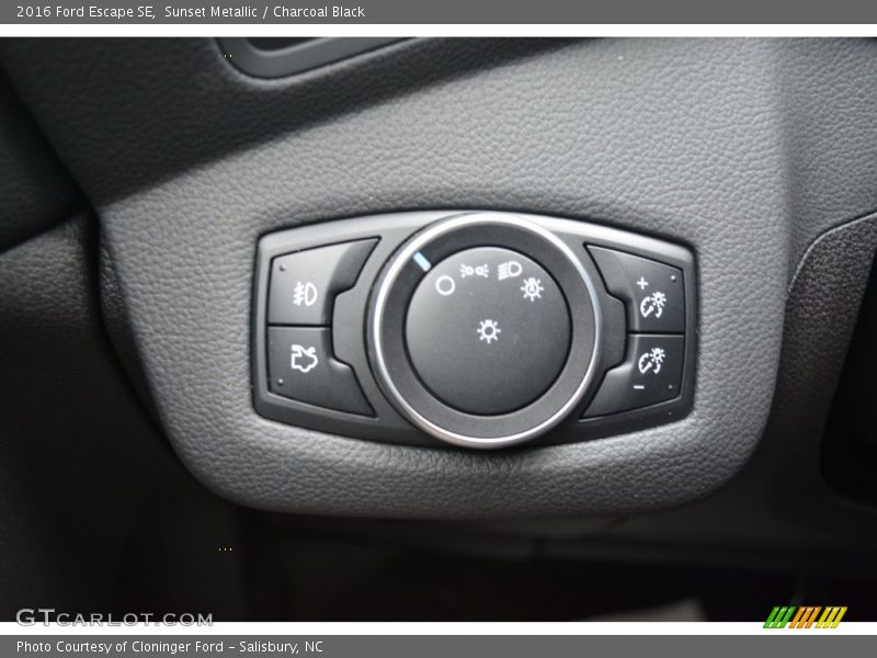 Sunset Metallic / Charcoal Black 2016 Ford Escape SE