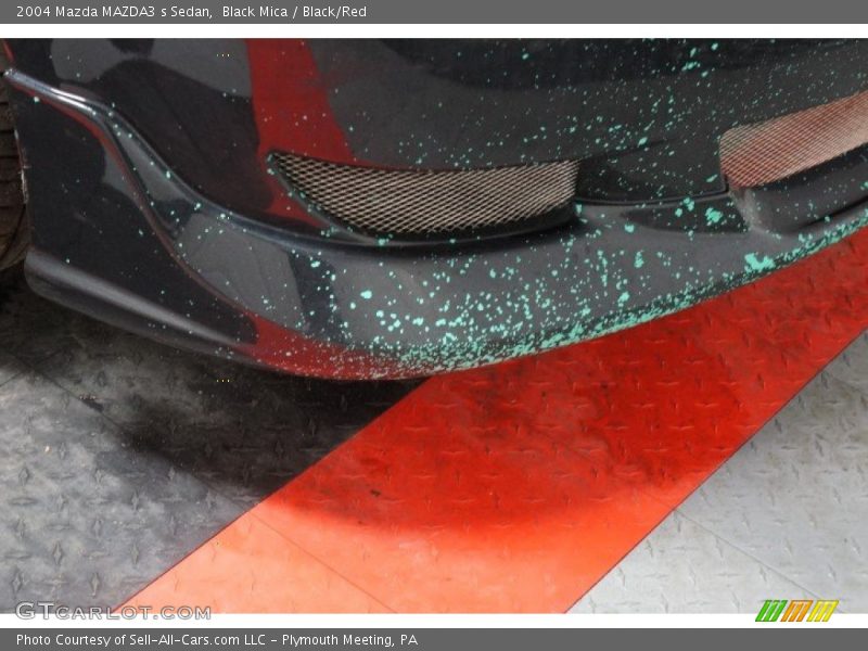 Black Mica / Black/Red 2004 Mazda MAZDA3 s Sedan