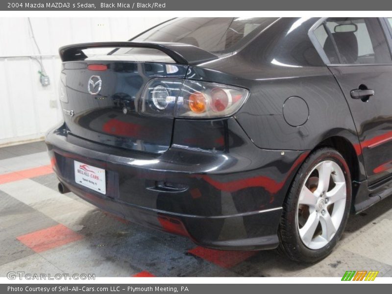 Black Mica / Black/Red 2004 Mazda MAZDA3 s Sedan