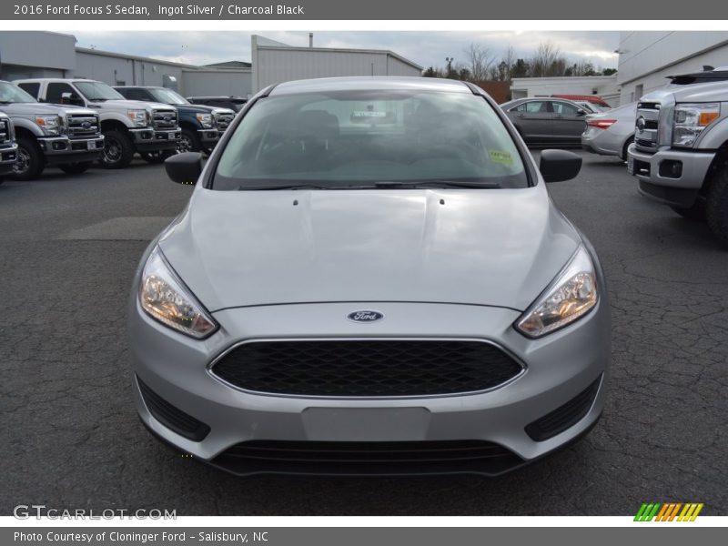 Ingot Silver / Charcoal Black 2016 Ford Focus S Sedan