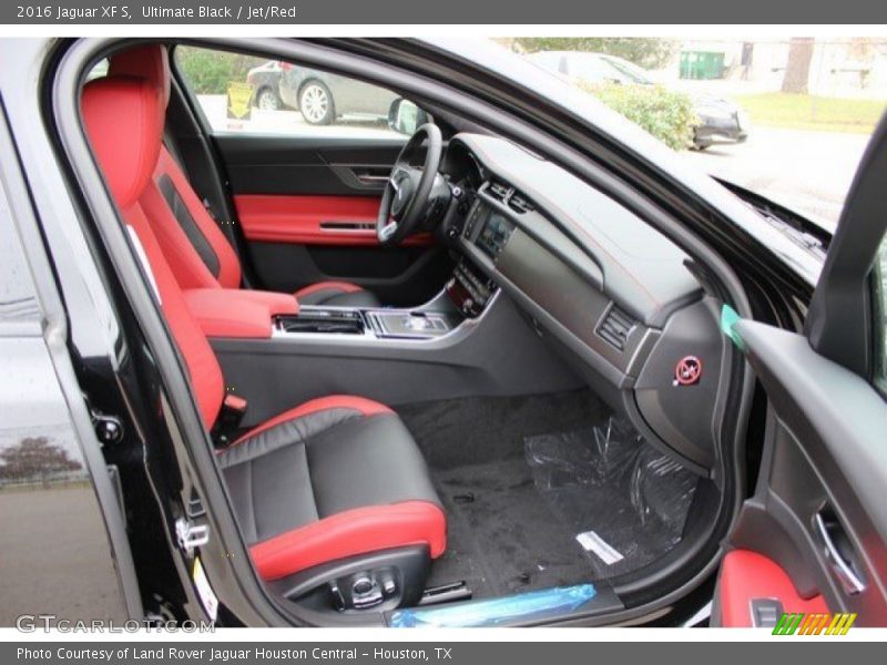 Ultimate Black / Jet/Red 2016 Jaguar XF S