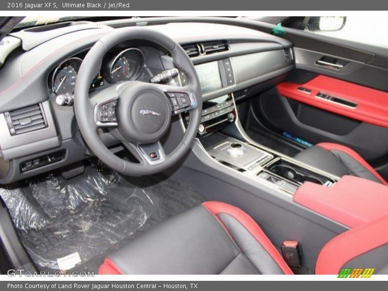 Ultimate Black / Jet/Red 2016 Jaguar XF S