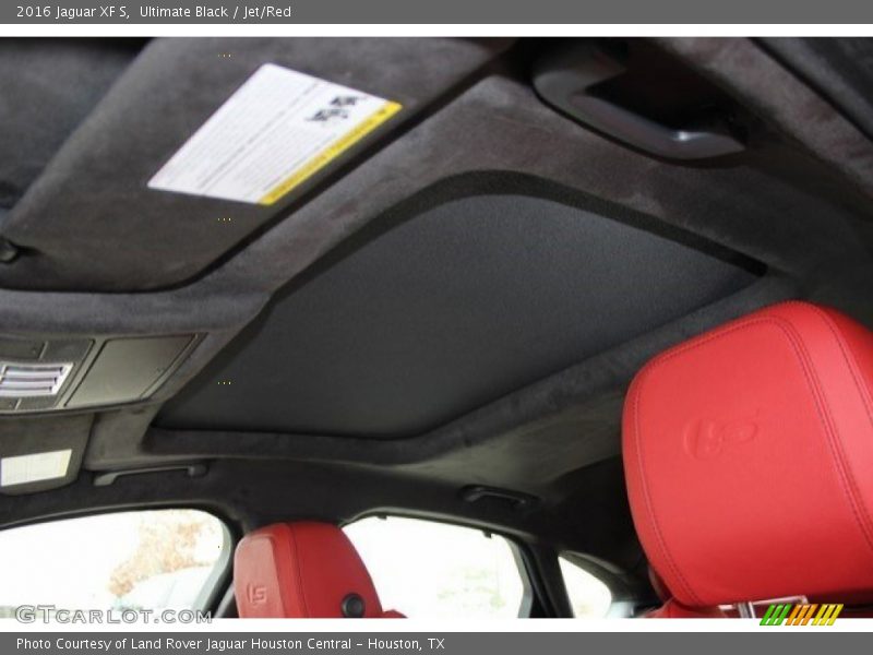 Ultimate Black / Jet/Red 2016 Jaguar XF S