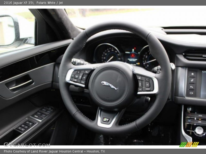 Polaris White / Jet 2016 Jaguar XF 35t