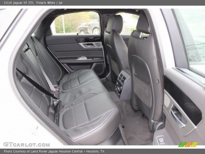 Polaris White / Jet 2016 Jaguar XF 35t