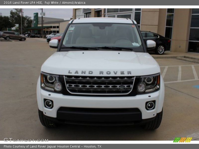 Fuji White / Almond/Arabica 2016 Land Rover LR4 HSE