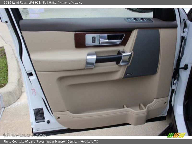 Fuji White / Almond/Arabica 2016 Land Rover LR4 HSE