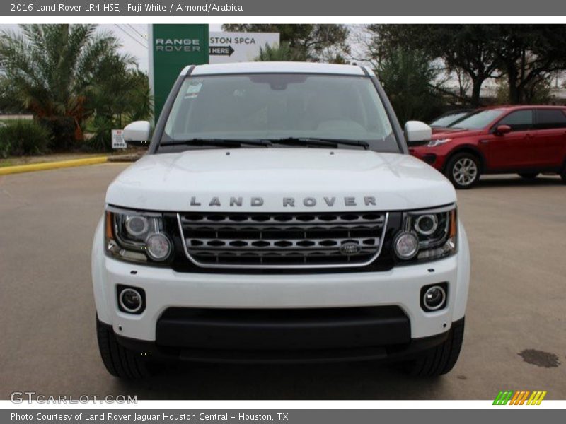 Fuji White / Almond/Arabica 2016 Land Rover LR4 HSE