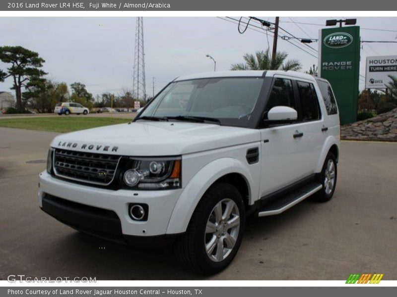 Fuji White / Almond/Arabica 2016 Land Rover LR4 HSE