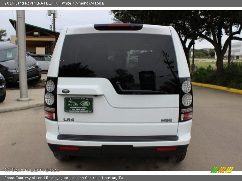 Fuji White / Almond/Arabica 2016 Land Rover LR4 HSE