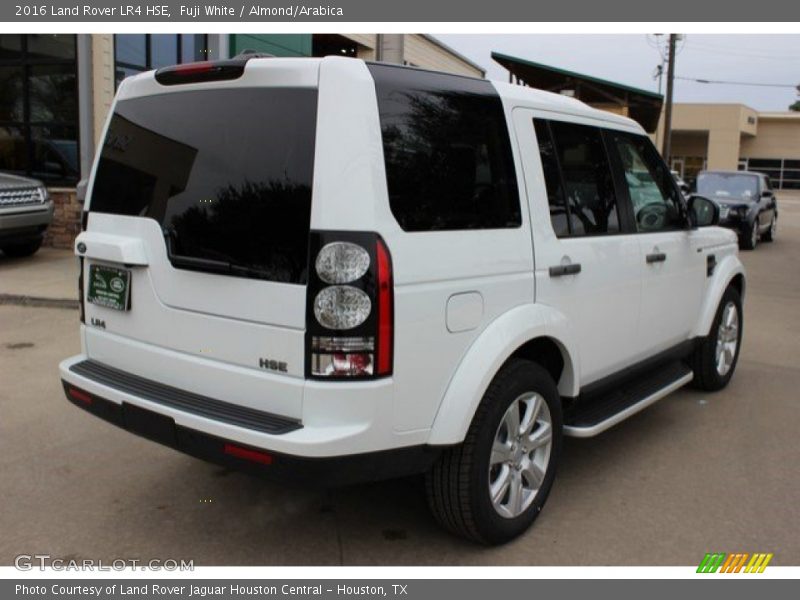 Fuji White / Almond/Arabica 2016 Land Rover LR4 HSE