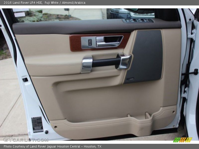 Fuji White / Almond/Arabica 2016 Land Rover LR4 HSE