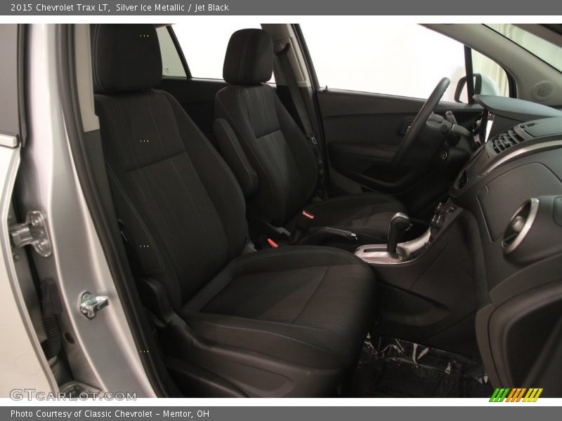 Silver Ice Metallic / Jet Black 2015 Chevrolet Trax LT