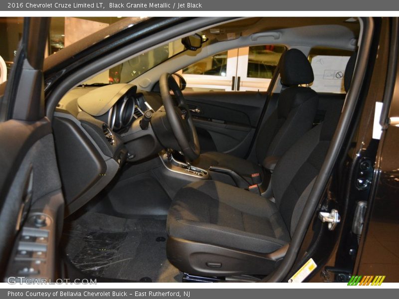 Black Granite Metallic / Jet Black 2016 Chevrolet Cruze Limited LT